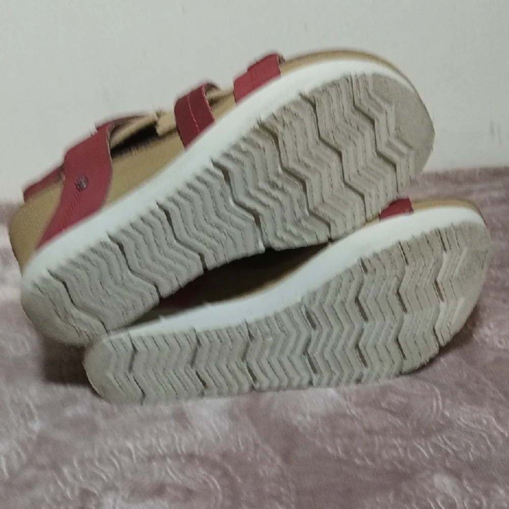 OTBT Burgundy Strappy Sandals - Picture 7 of 9